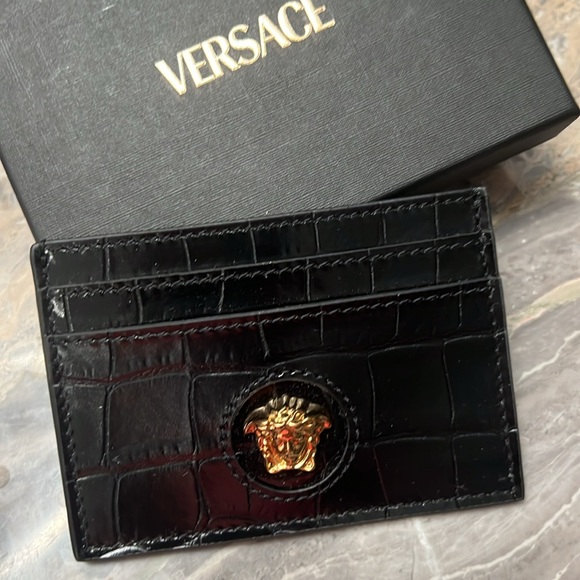 Versace Black Croc Embossed Card Holder with Gold Medusa - Picture 4 of 4